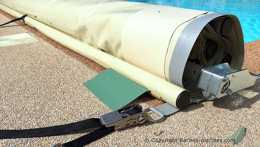 Couverture de piscine en PVC de couleur Transparent