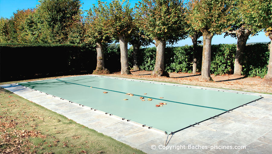 Couverture piscine hivernage : opaque PVC